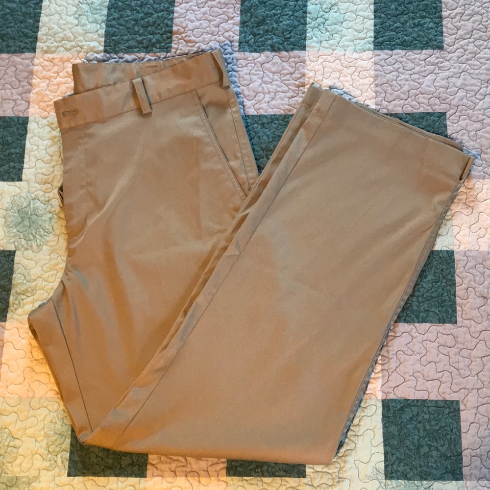 Men’s Nike golf dri-fit pants. Size 34x30